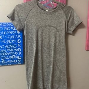 Lululemon Swiftly Tech